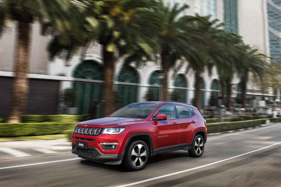  Jeep Compass Longitude 2016 года  (LA) (фото 11 из 23)
